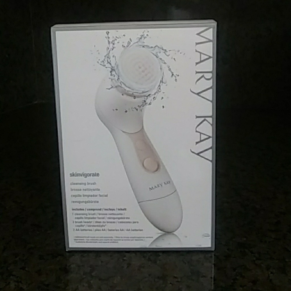 Mary kay skinvigorate cleansing brush